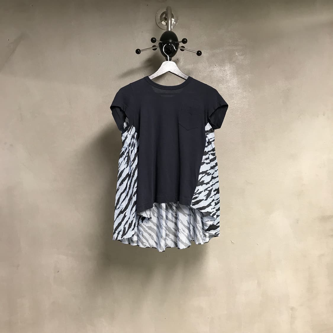 사카이 네이비 반팔 티셔츠 2(W) 상품이미지1