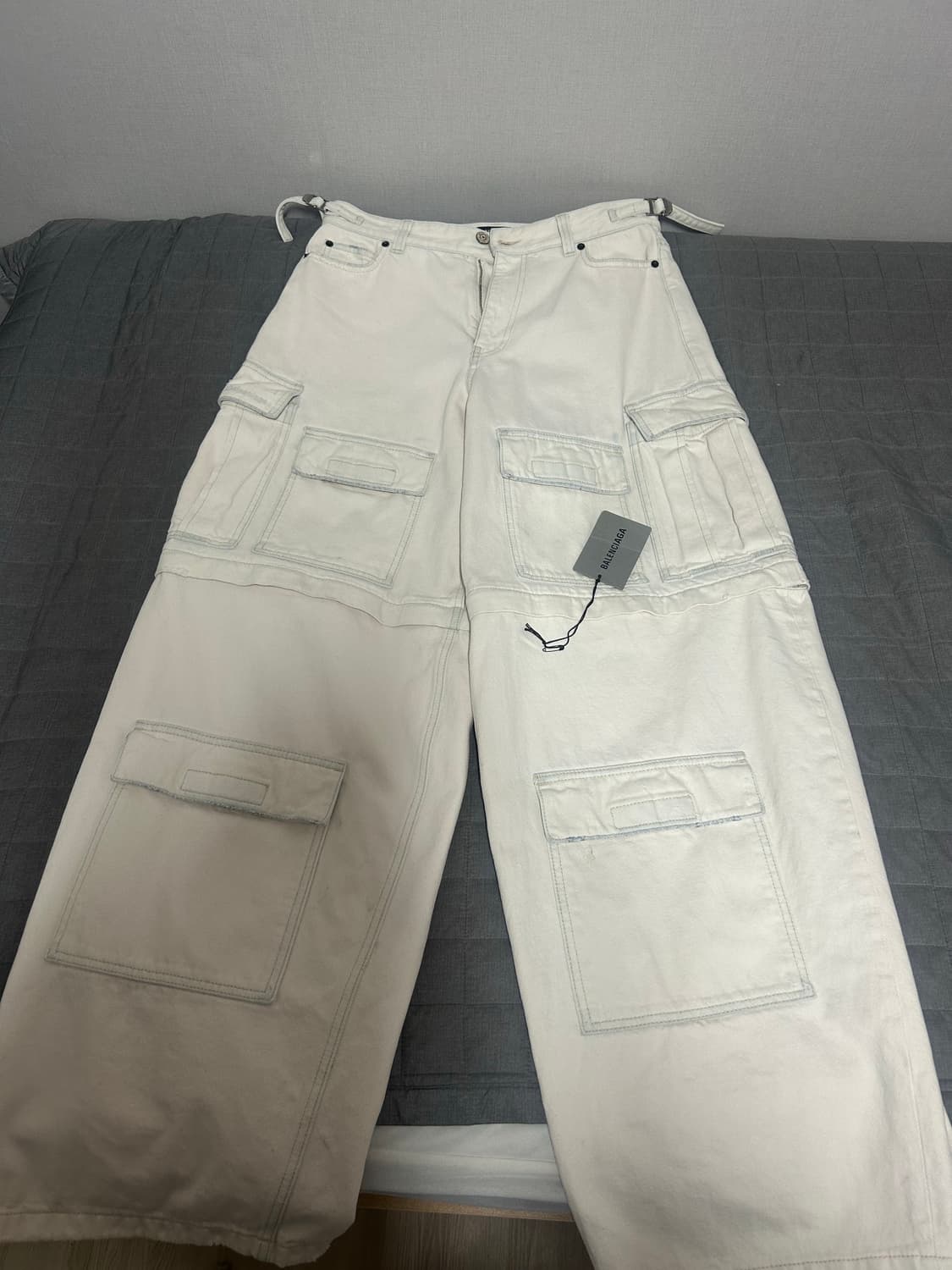 [30] 발렌시아가 재패니즈 데님 카고 팬츠 아이보리 상품이미지1