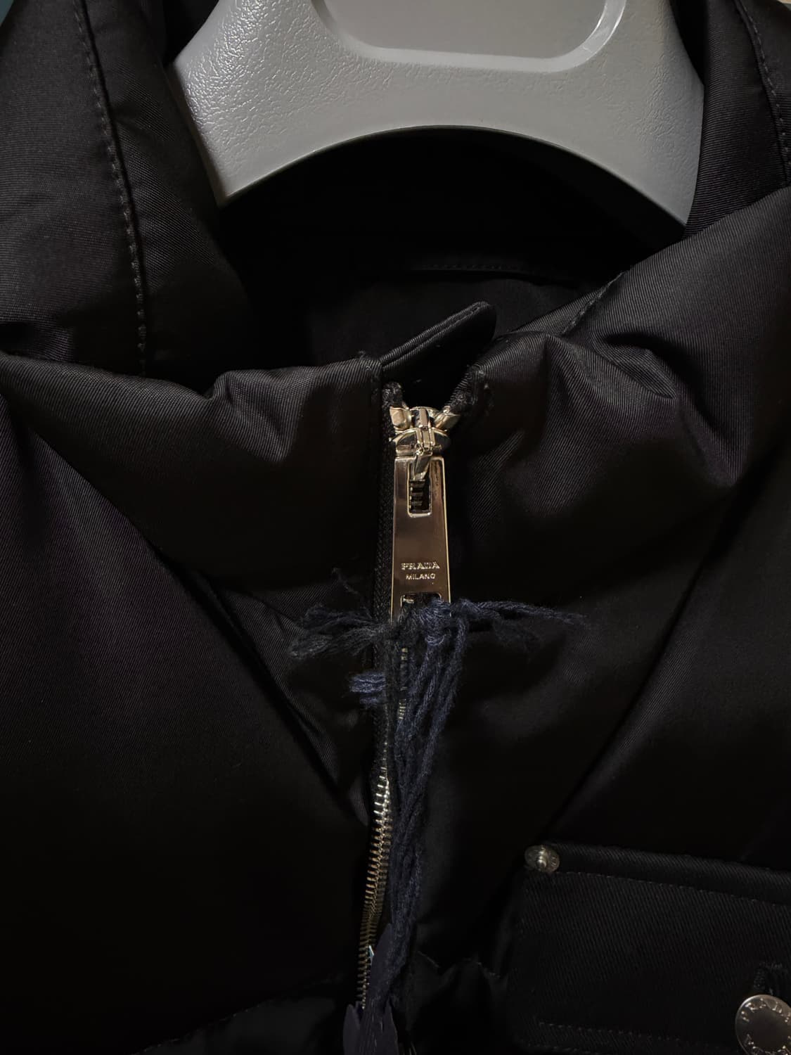 (새상품)프라다 리나일론 크롭 다운자켓 상품이미지6