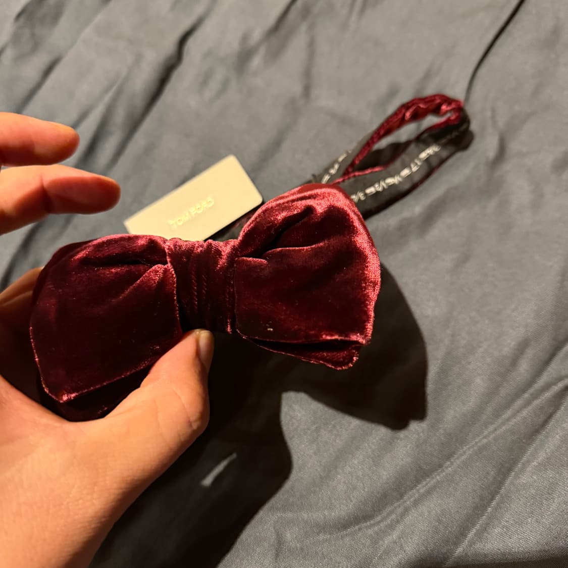 새상품) 톰포드 벨벳 와인 보타이 판매 합니다. 상품이미지6