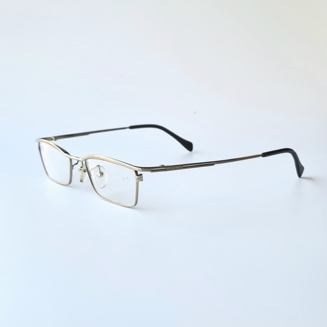 데드스탁 미니멀 클래식 사각 안경테 2032 상품이미지3