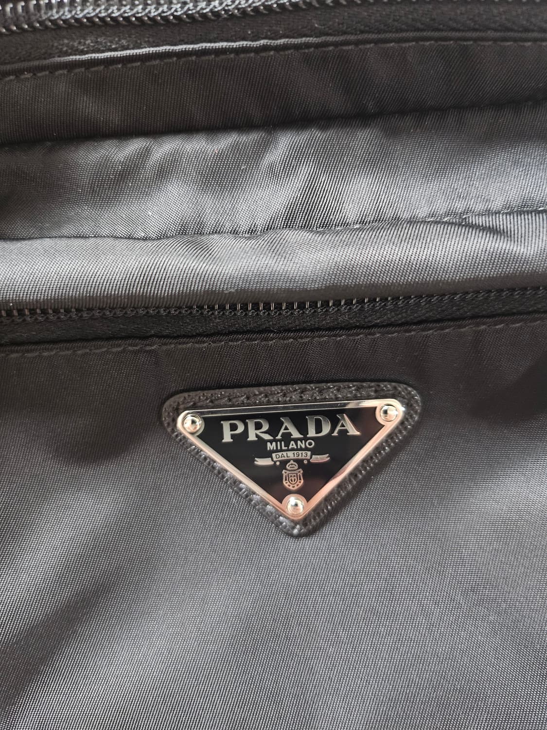 프라다 리나일론 및 사피아노 가죽 숄더백 상품이미지5