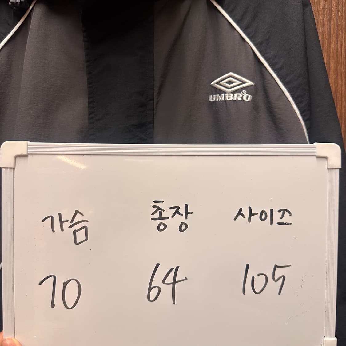 엄브로 후드 바람막이 자켓 105 상품이미지2