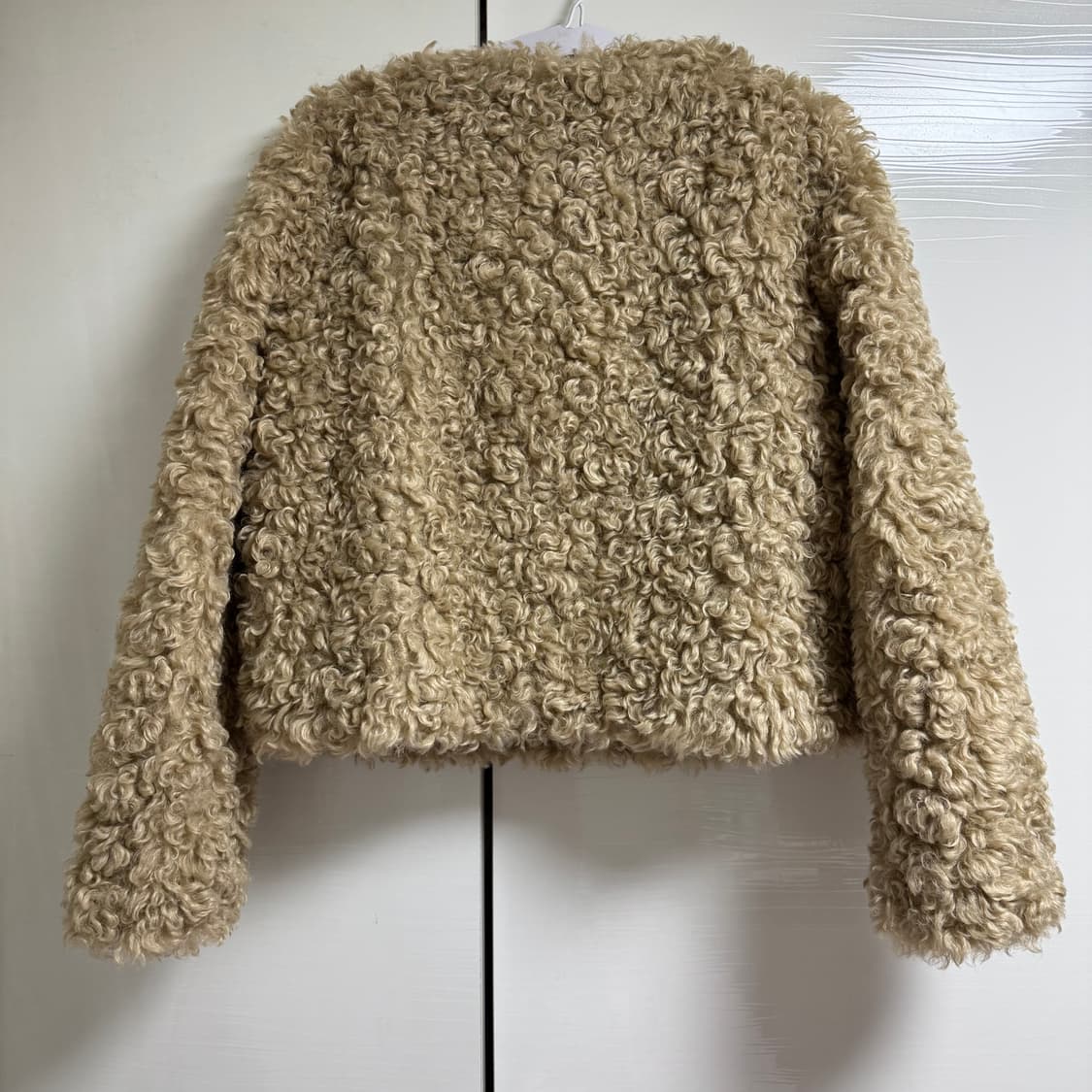 러브이즈트루 퍼자켓 상품이미지2