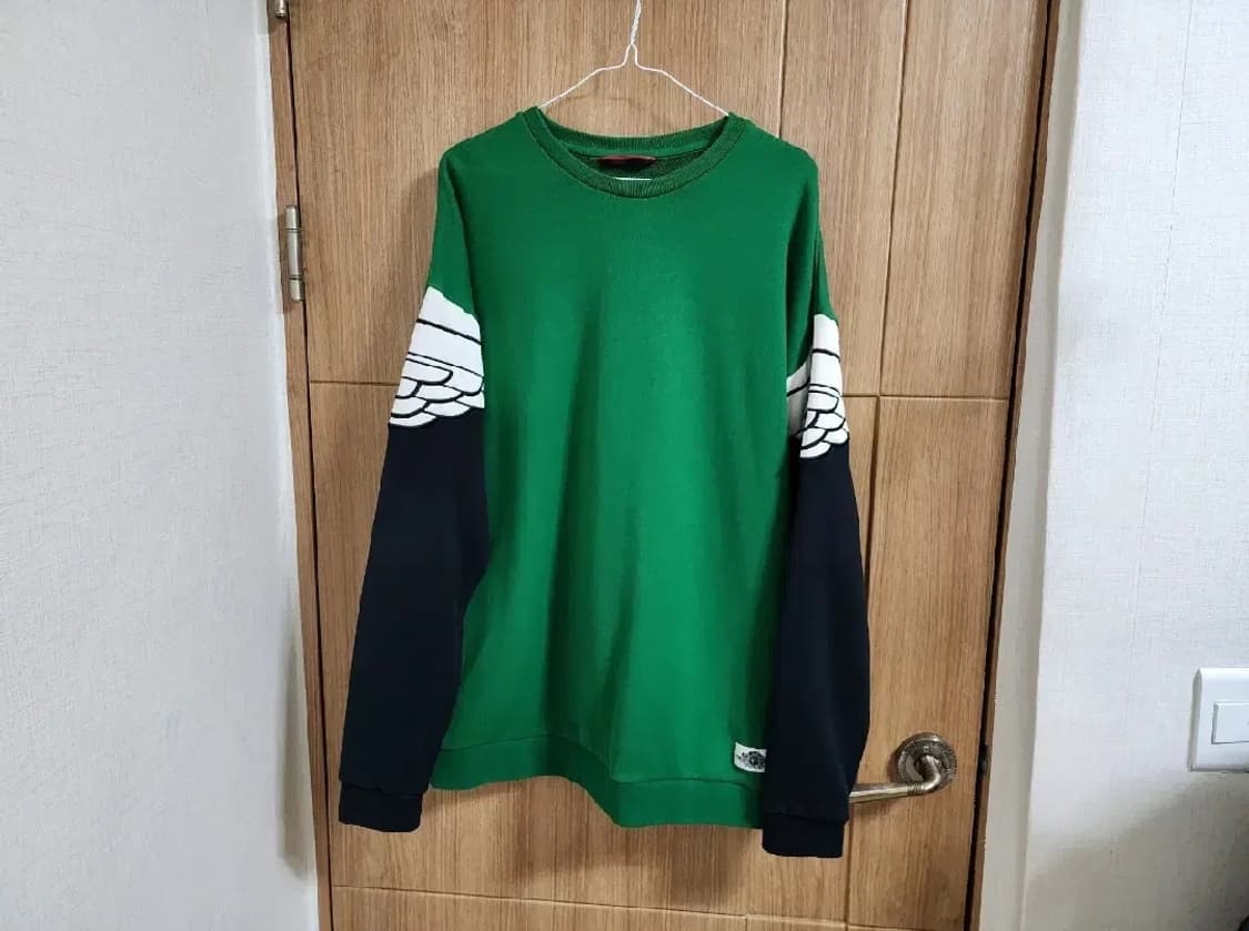 (L)나이키 조던 윙즈 클래식 맨투맨 상품이미지1
