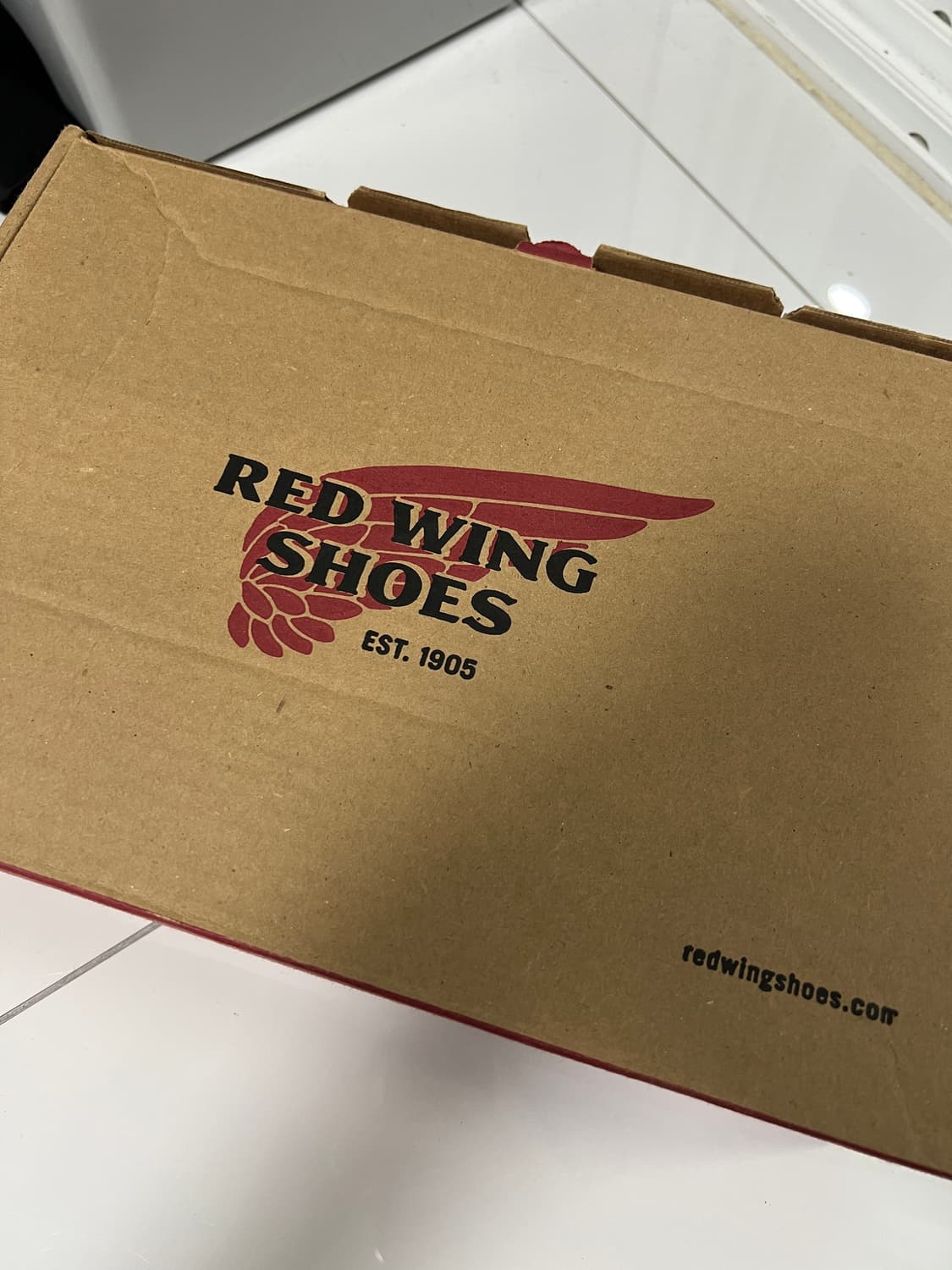 택포53) 레드윙 벡맨 플랫박스 9060 8D 260사이즈 풀박스 상품이미지9