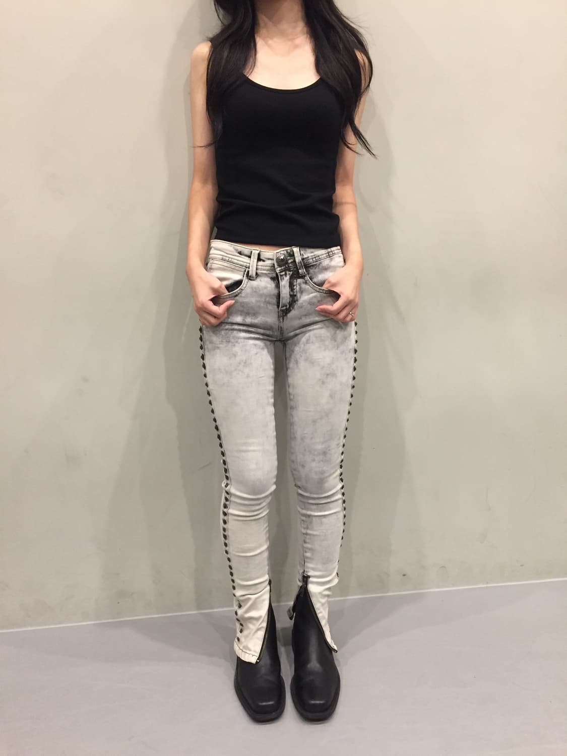 워싱 스터드 데님 팬츠 상품이미지9