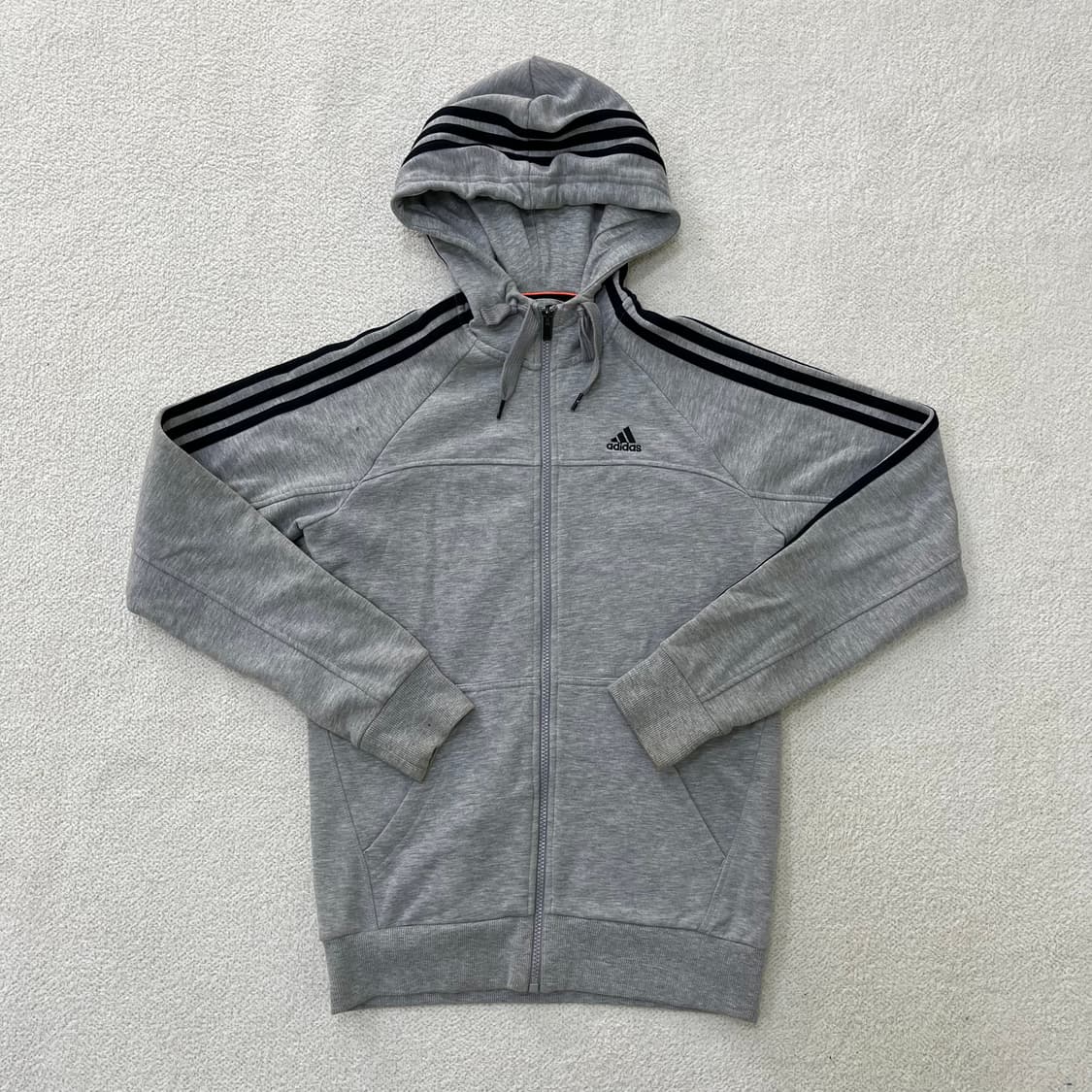 90 아디다스 에센셜 후드 집업 0316M 상품이미지1