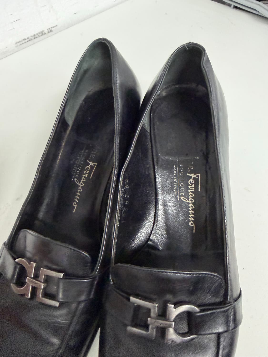 정품) 페라가모 여성 간치니 로퍼 구두 6(230) 상품이미지7