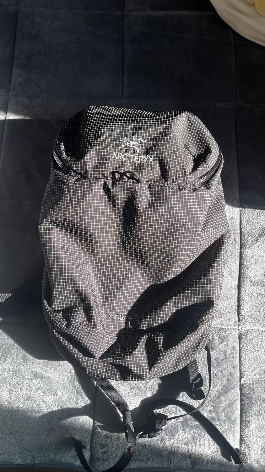 아크테릭스 컨실 15 블랙 상품이미지1