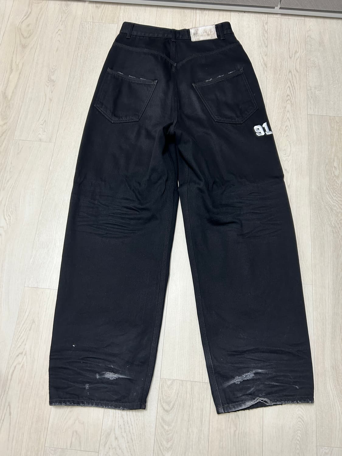 STU x hank 엠브로더리 데님 팬츠 블랙 상품이미지2