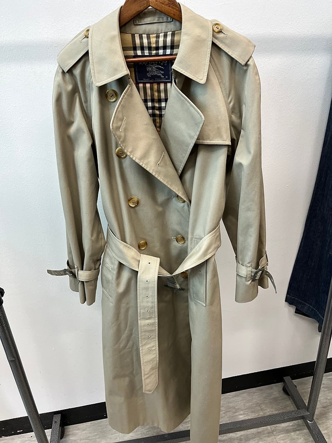 여) 버버리 개버딘 더블 트렌치코트 상품이미지4