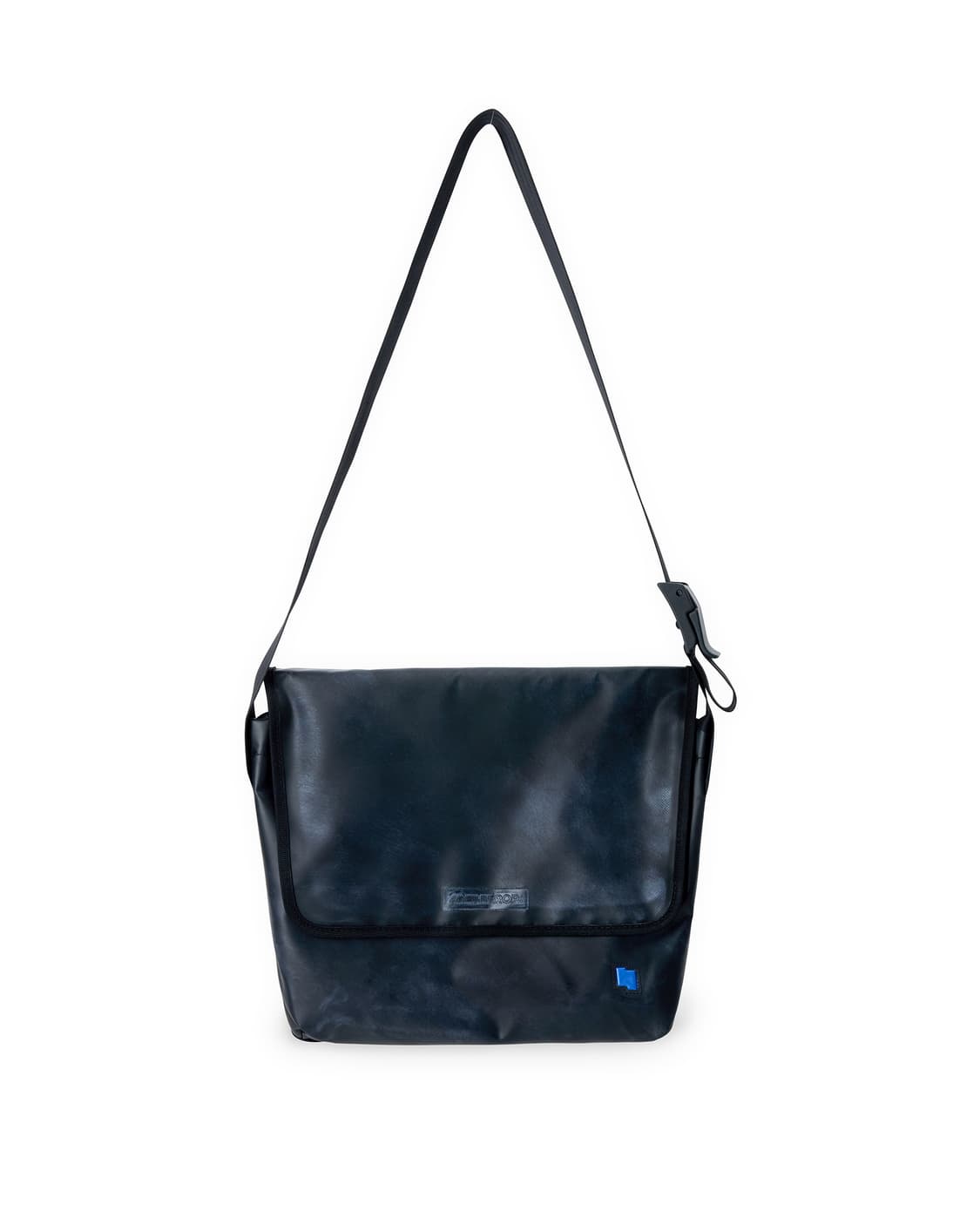 아더에러 트레이스 이스티 메신저백 가방 느와르 블랙 상품이미지1