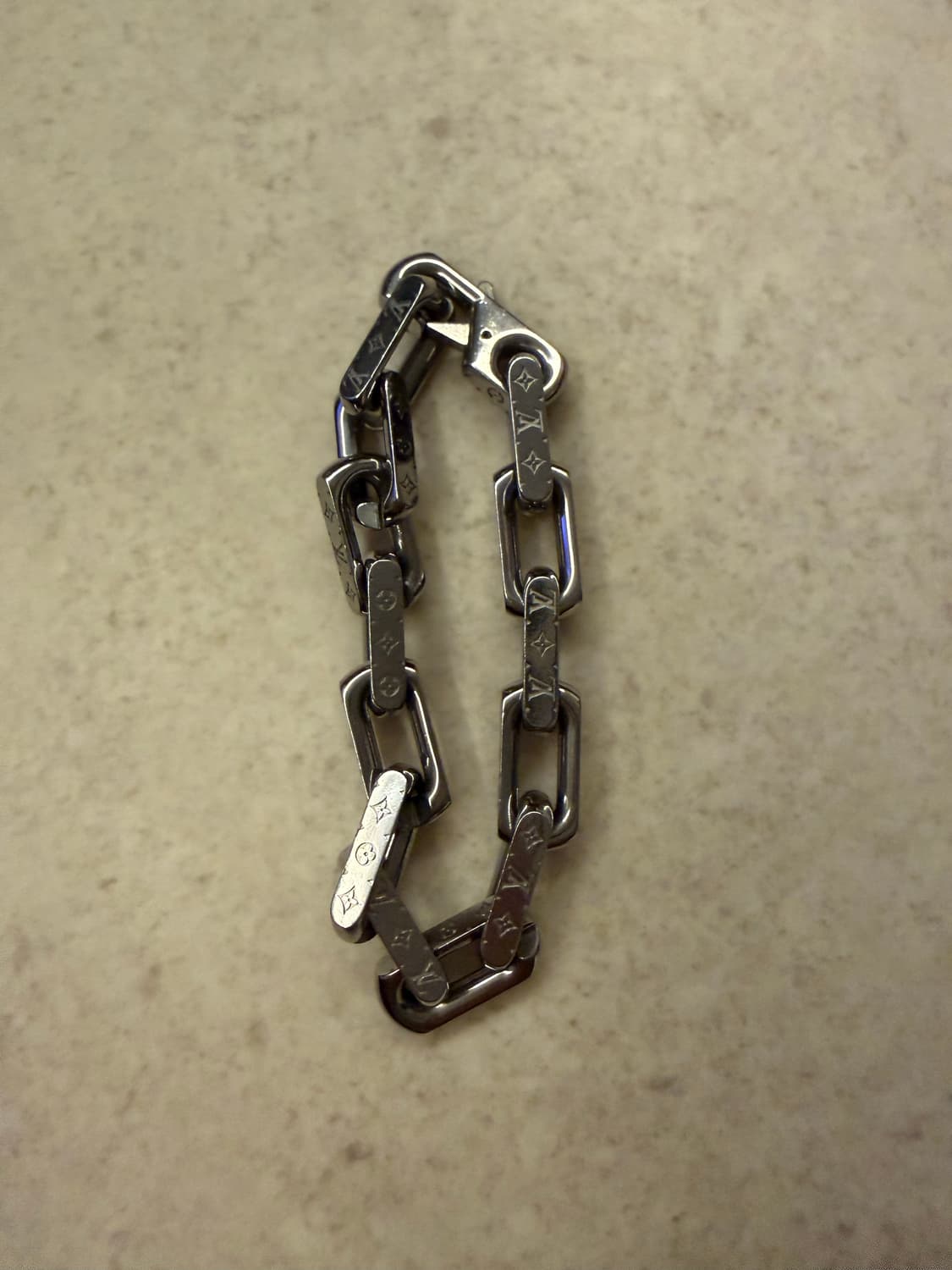 루이비통 버질아블로팔찌 상품이미지1