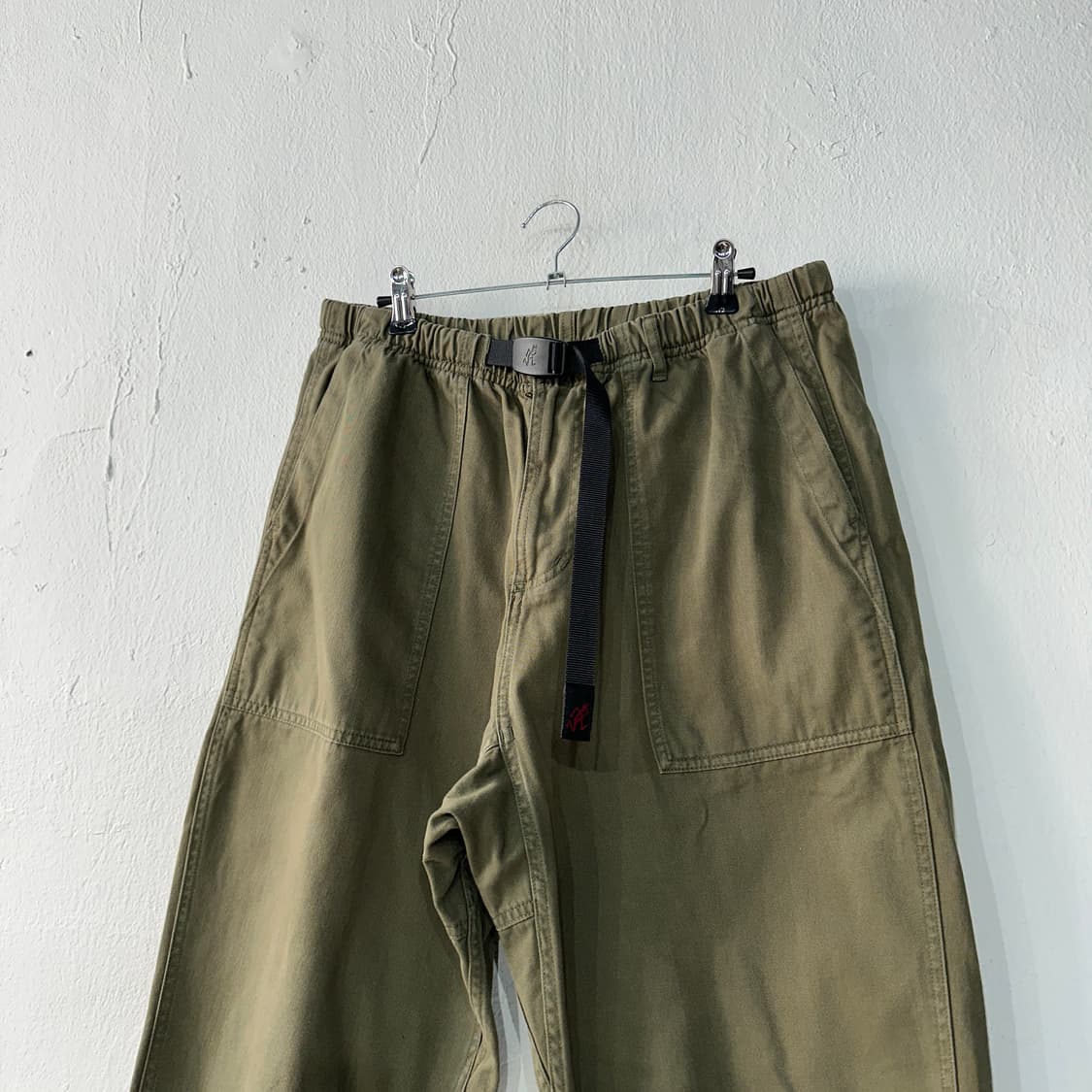 그라미치 카키 팬츠 L 상품이미지2
