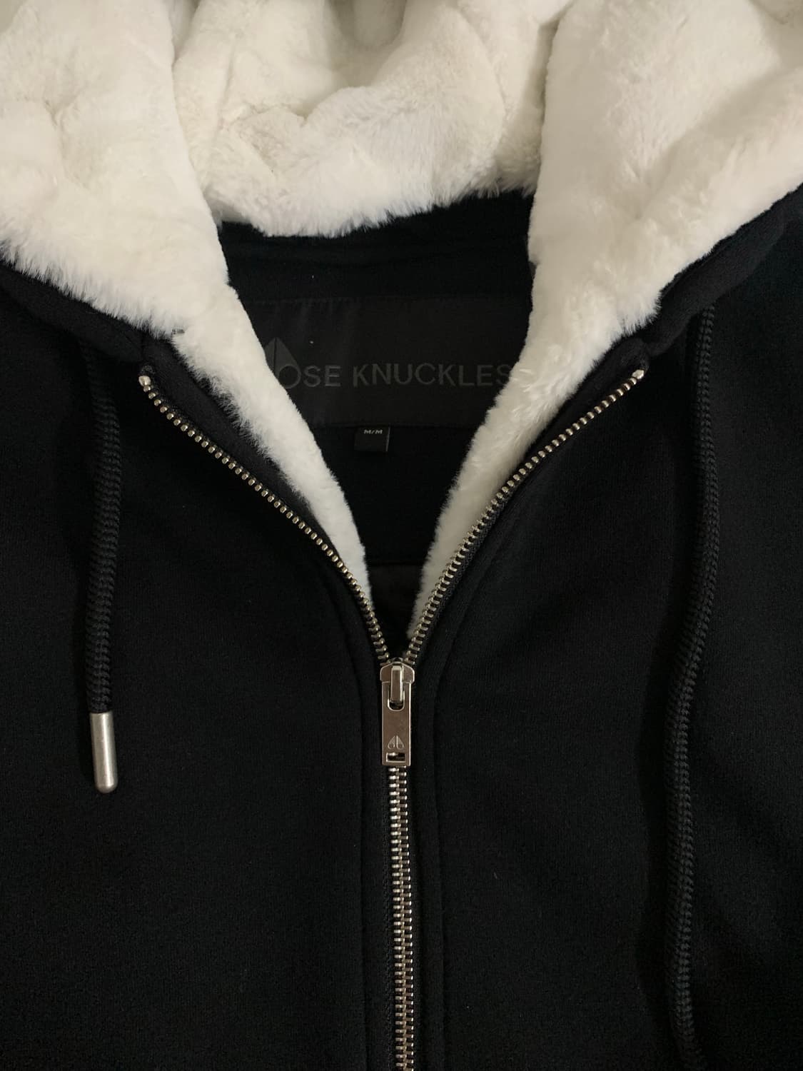 무스너클 버니스웨터 상품이미지3