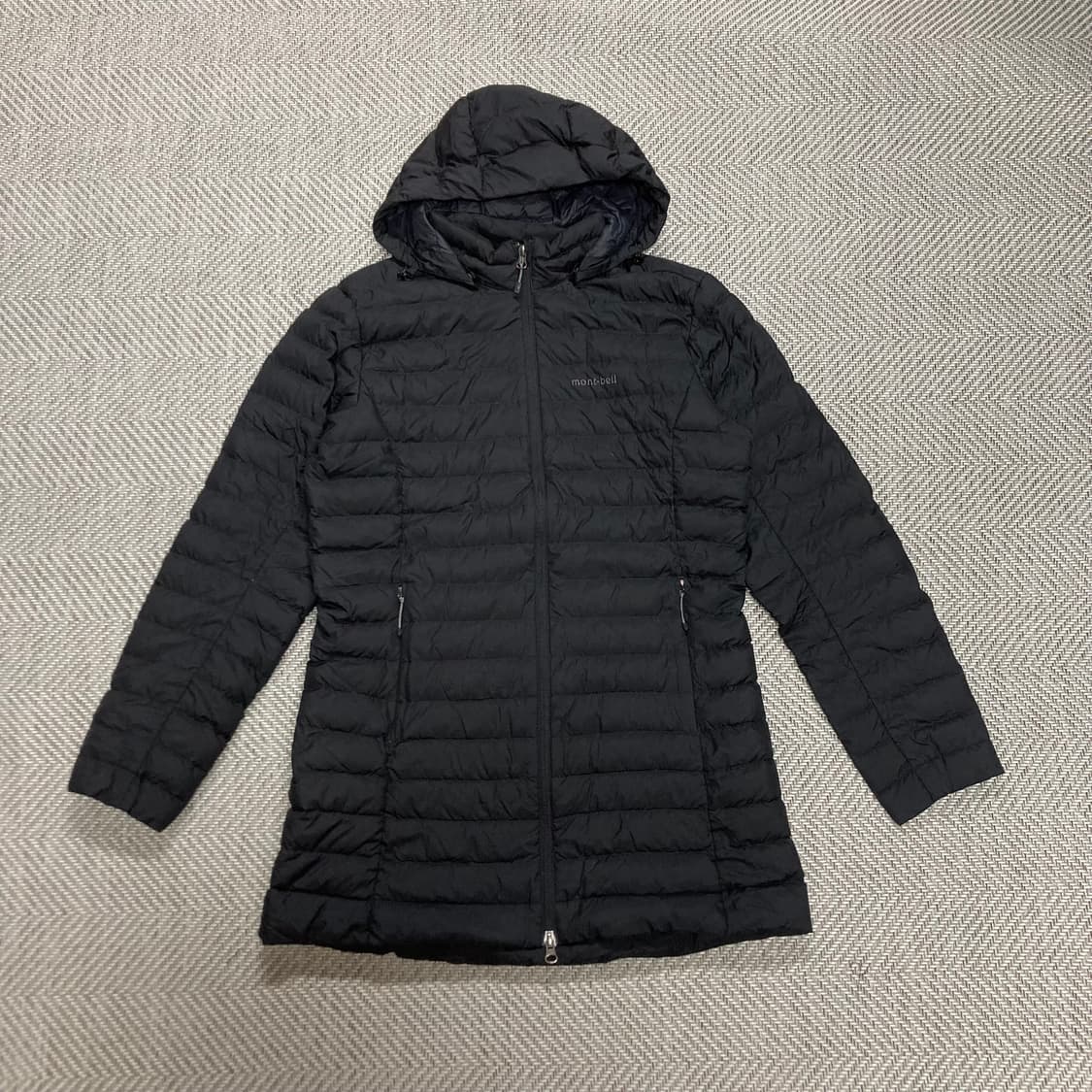 (100)몽벨 블랙 구스다운 패딩 상품이미지1