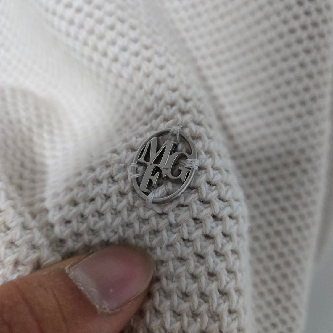 마리떼프랑소와저버 오픈 카라 니트/ 남성 니트/ 남자 니트  상품이미지4