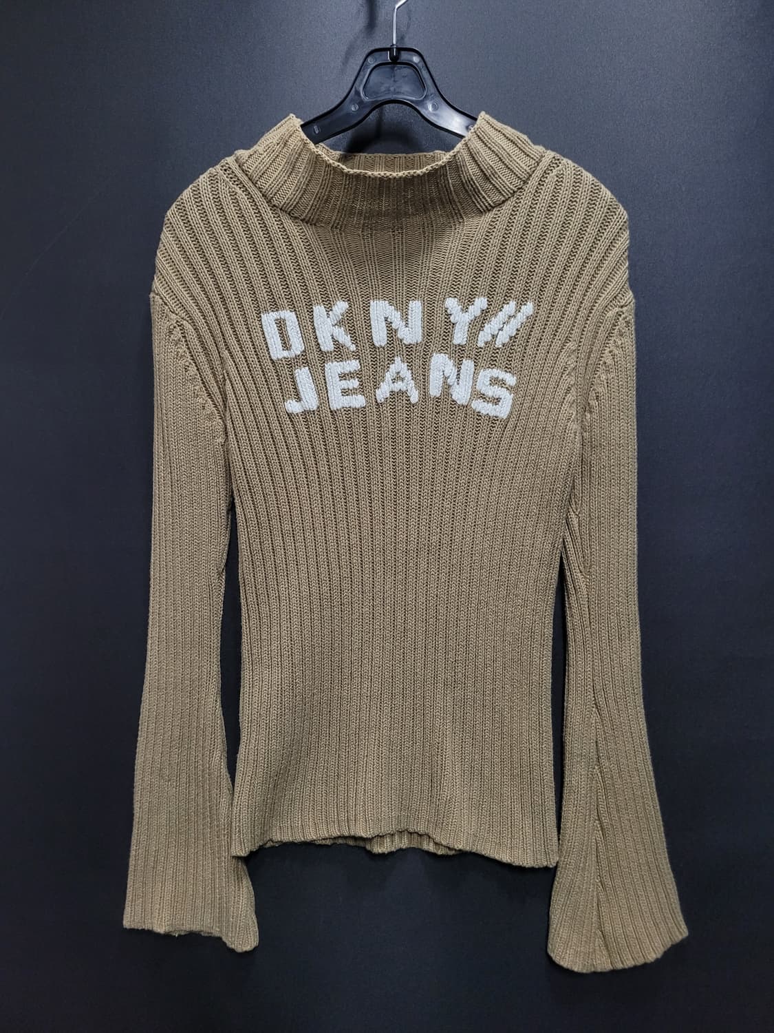 DKNY JEANS 빅로고 니트 상품이미지1