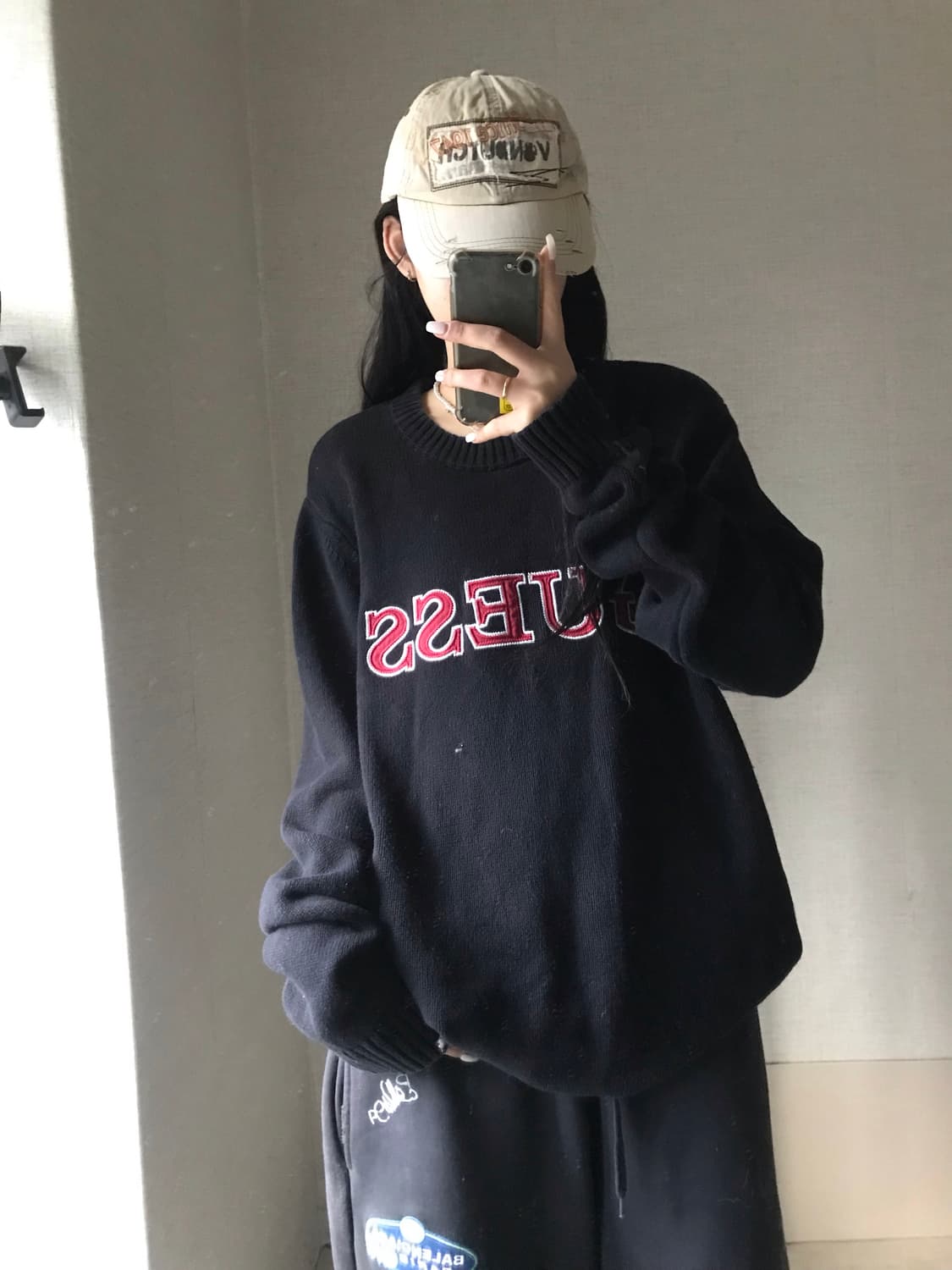 게스 빅로고 오버핏 니트 상품이미지1