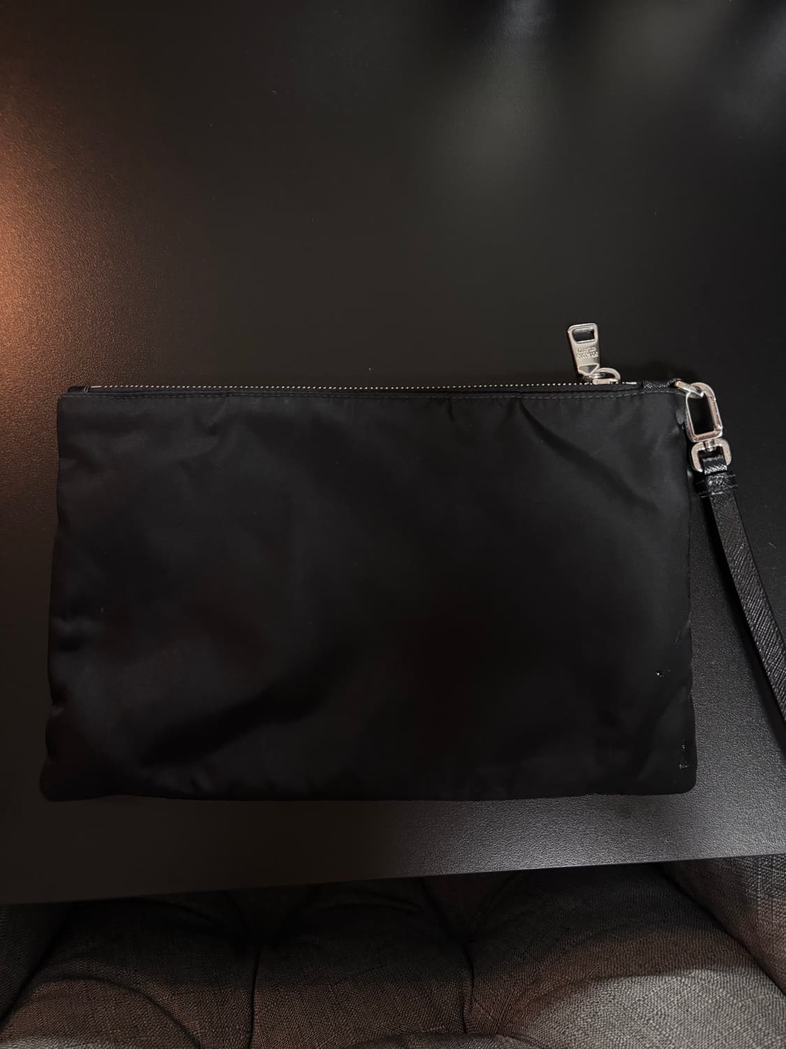 프라다 나일론 클러치 상품이미지2