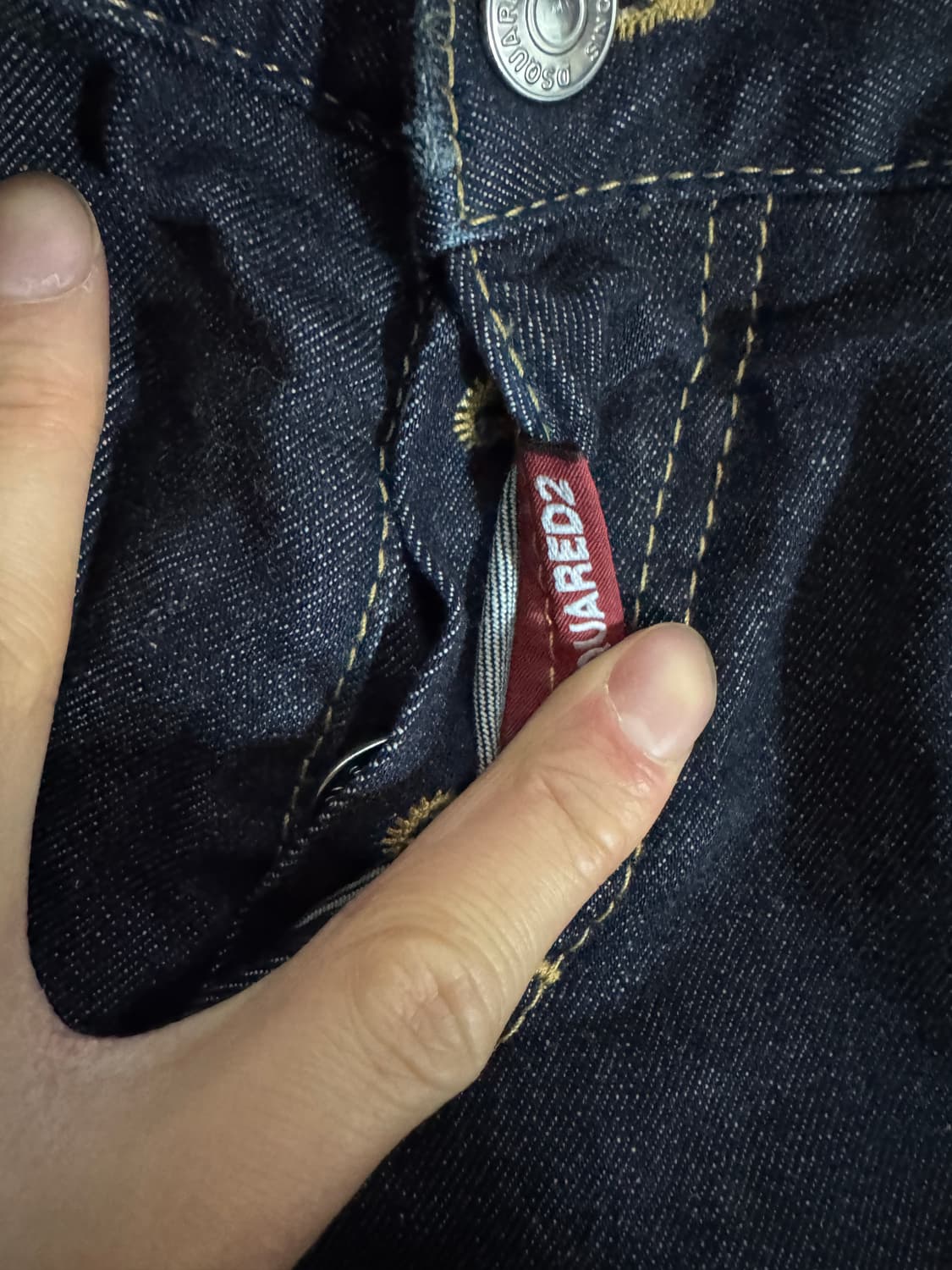 디스퀘어드2 빈티지 워싱 버튼 생지 데님팬츠 46 상품이미지6