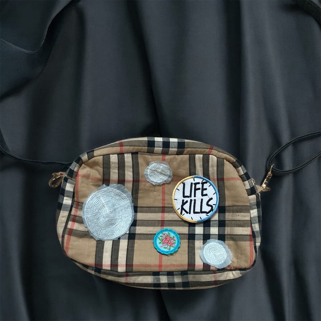 핸드메이드 와펜 체크 패턴 크로스백 상품이미지4