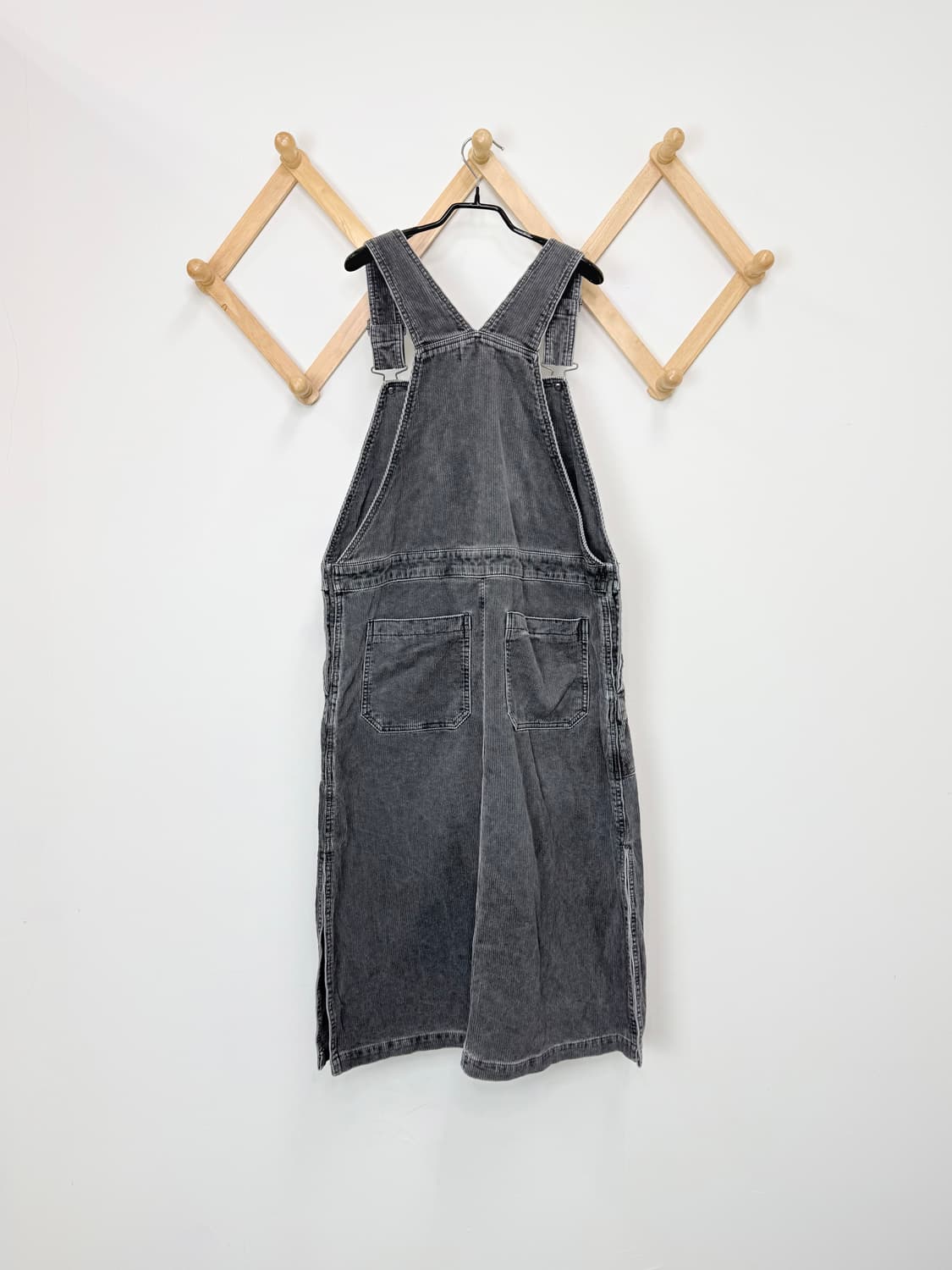 스튜디오톰보이 코듀로이 멜빵원피스 24년도 상품이미지2