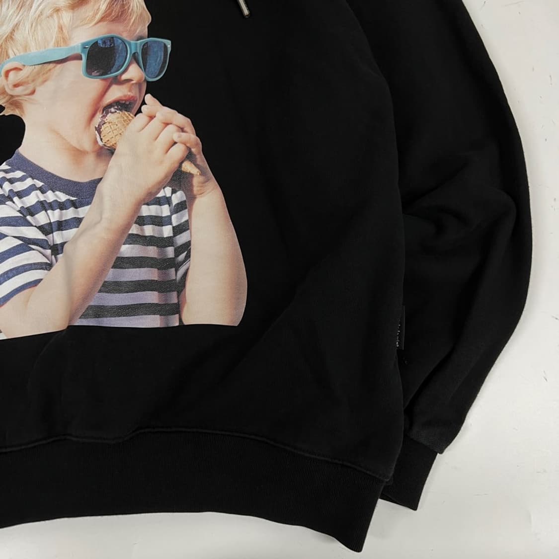 아크메드라비 후드티 상품이미지3