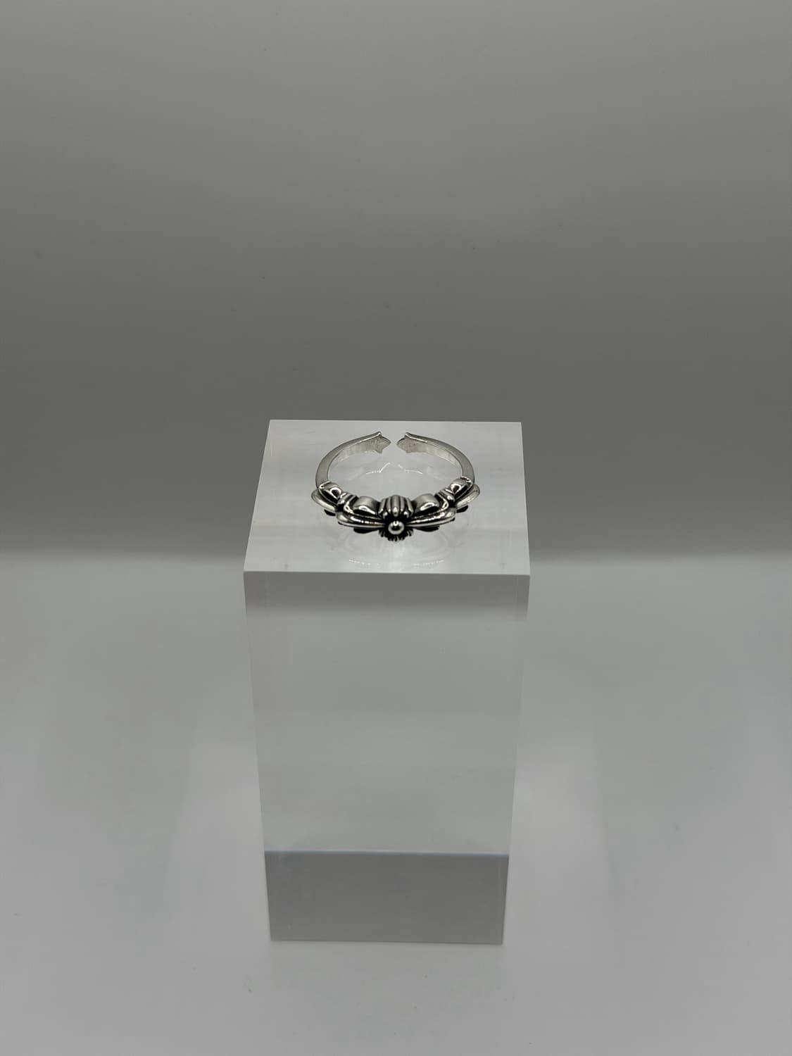 크롬하츠 반지 판매합니다. [ 크롬하츠 베이비 더블 플로랄 링 ] 상품이미지1