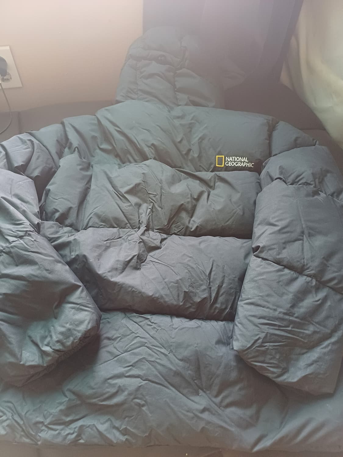 네셔널지오그래픽 구스다운 패딩 블랙 xxl 상품이미지6