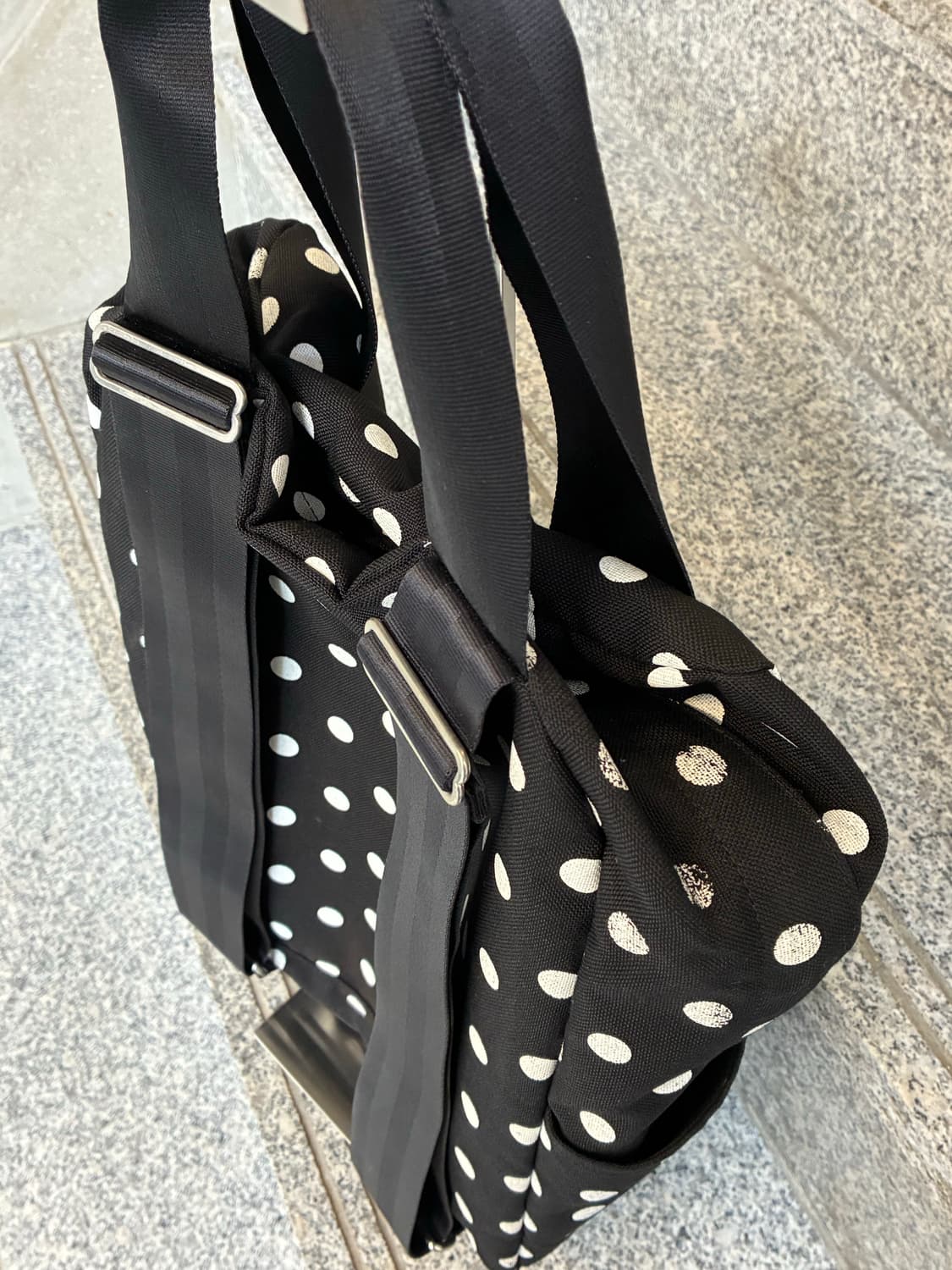 꼼데가르송 블랙 도트 백팩 상품이미지8