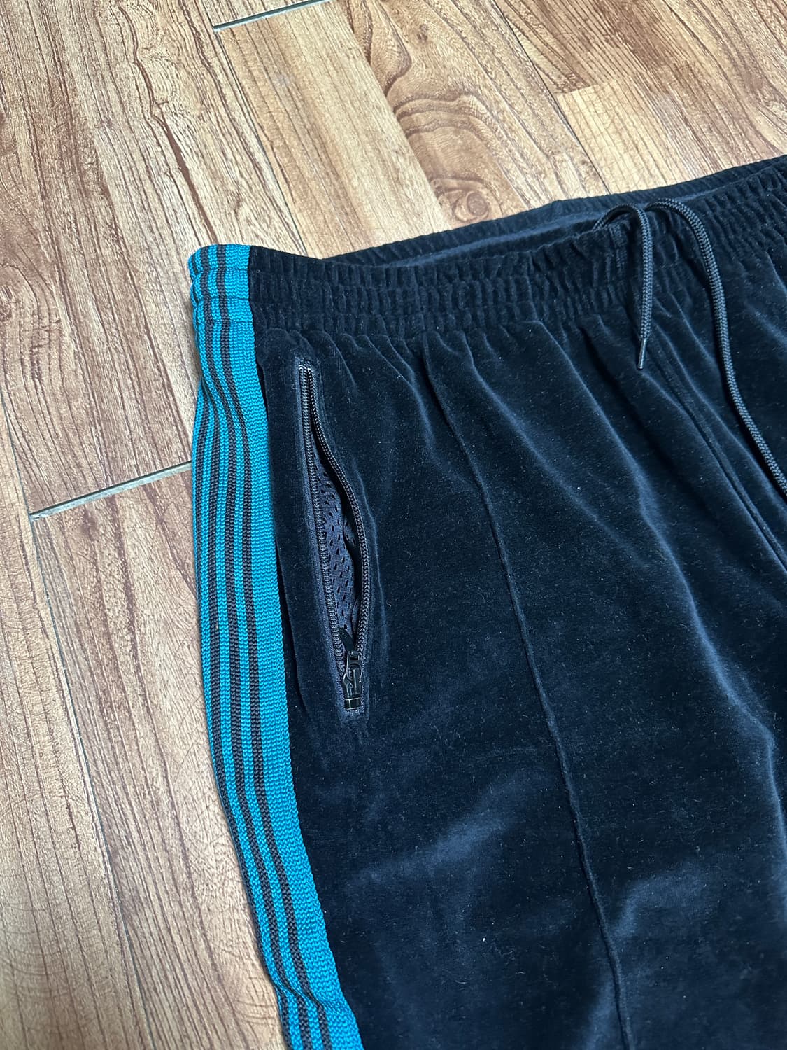 니들스 네로우 트랙팬츠 블랙 상품이미지4