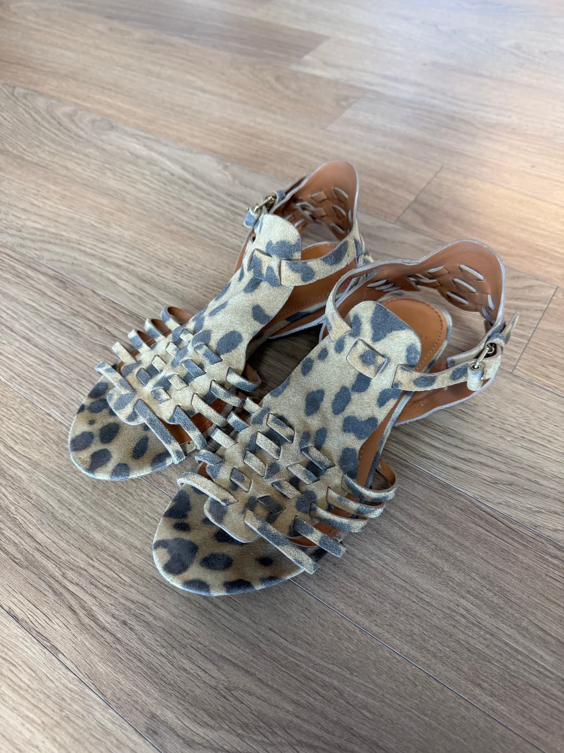 [GIVENCHY] 지방시 레오파드 샌들 245 상품이미지2