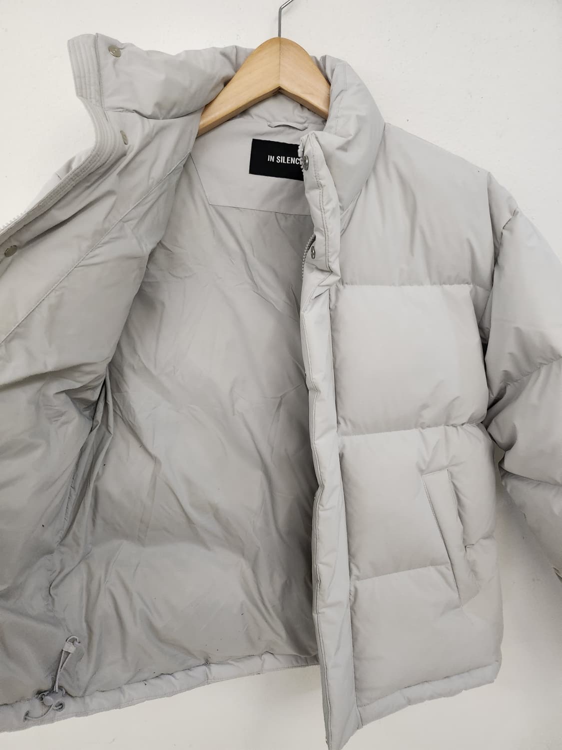 인사일러스 패딩 상품이미지3