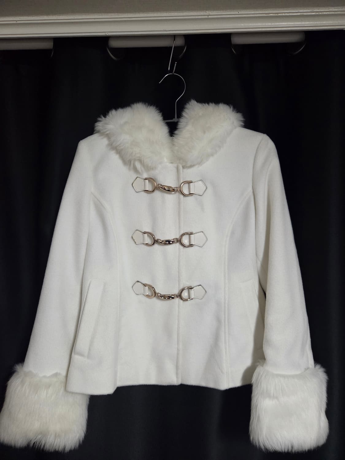 세실맥비 화이트 코트 상품이미지1