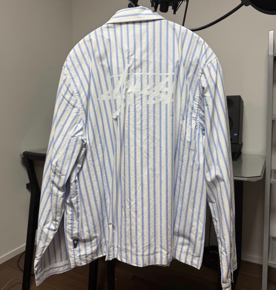 스투시 자켓  팝니다 상품이미지1