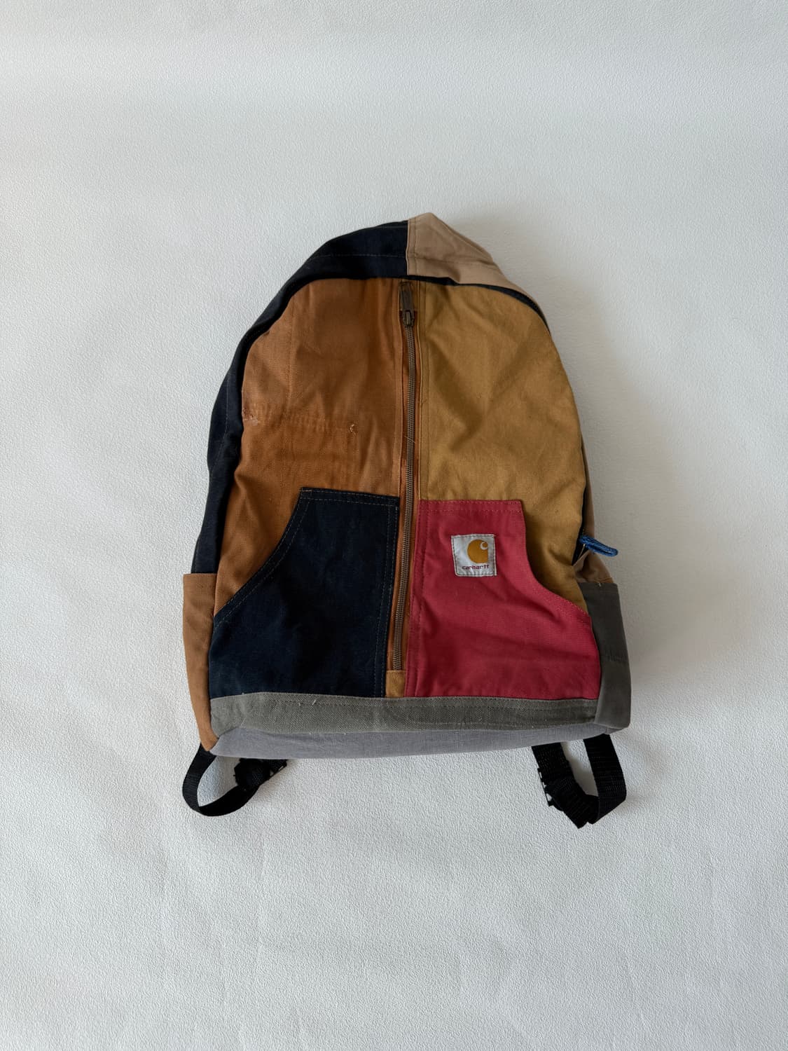 칼하트(Carhartt) 리메이크 백팩 상품이미지1