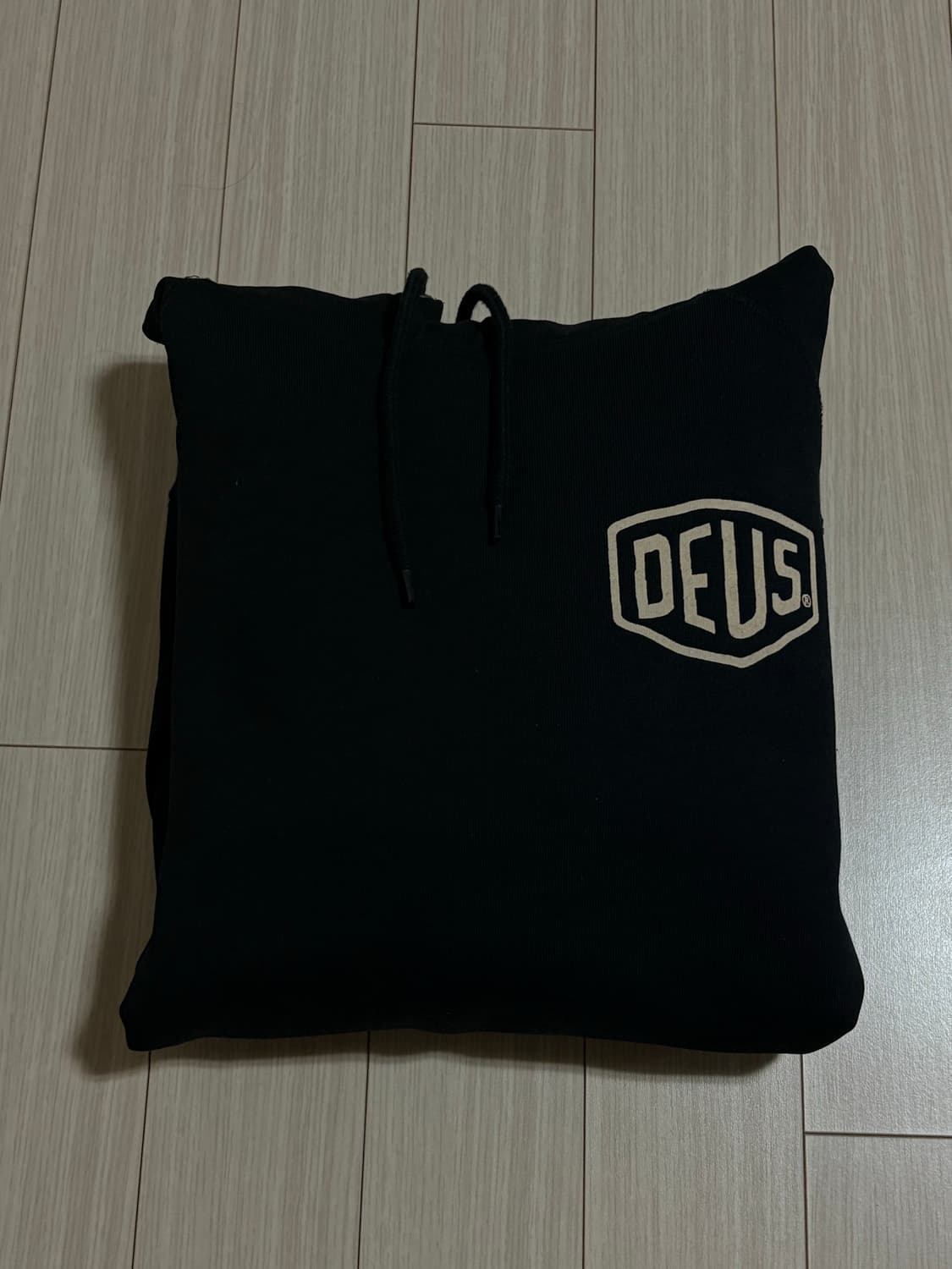 데우스 서울 후드 판매합니다 상품이미지2