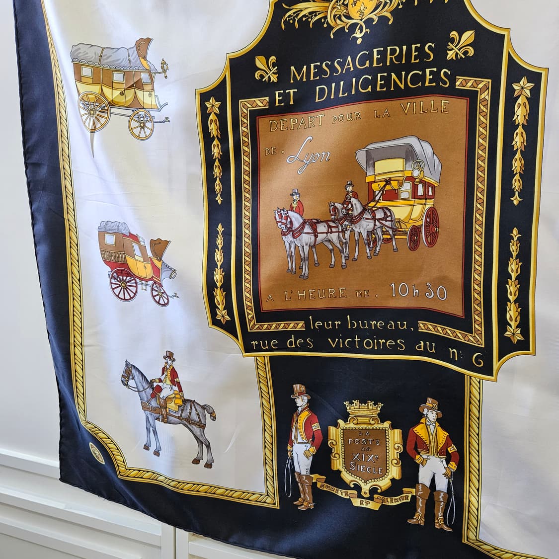 셀린느 빈티지 실크스카프 상품이미지5