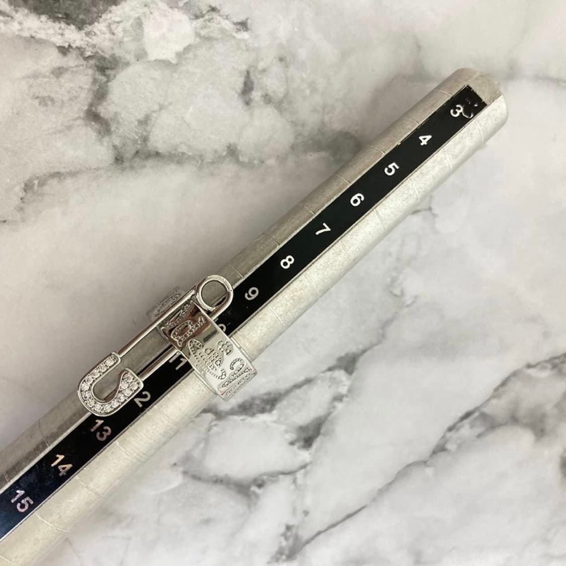 비비안웨스트우드 크리스탈 큐빅 클립 링 반지(새상품) 상품이미지5