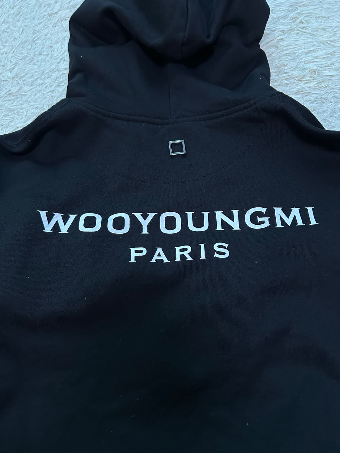 [새상품급, 50] 우영미 블랙 백로고 후드집업 상품이미지3