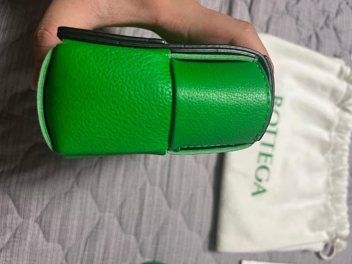 보테가베네타 램스킨 그린 레더 벨트 카세트백 상품이미지6