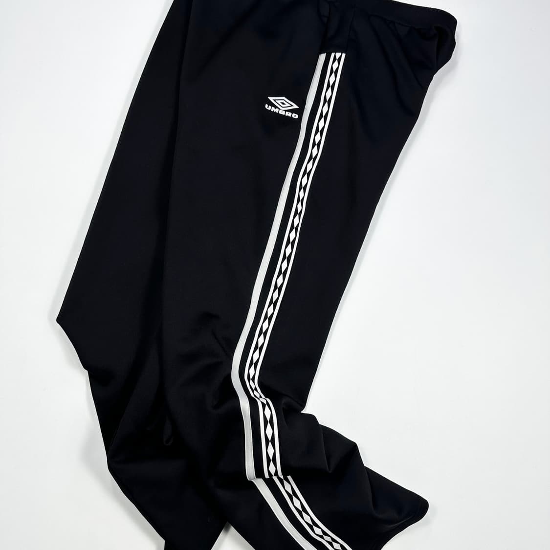 엄브로 사이드라인 블랙 일자 츄리닝바지 (XL) 상품이미지4