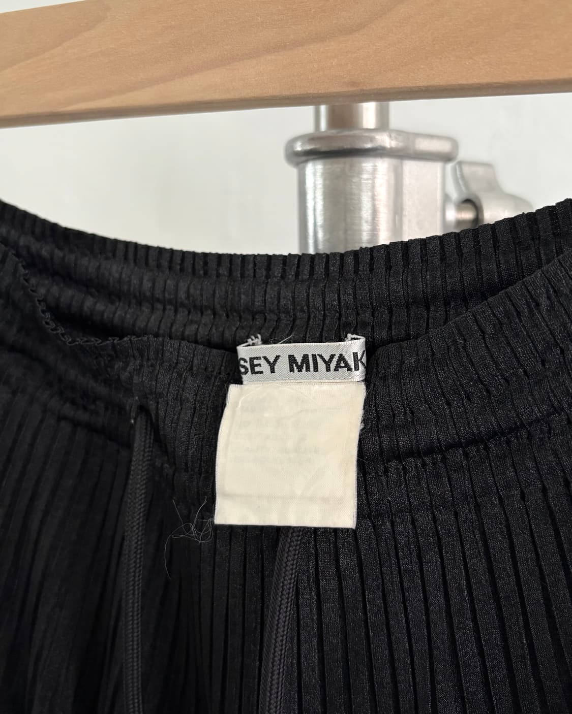 Issey Miyake 이세이미야케 블랙 플리츠 스커트 팬츠 상품이미지8