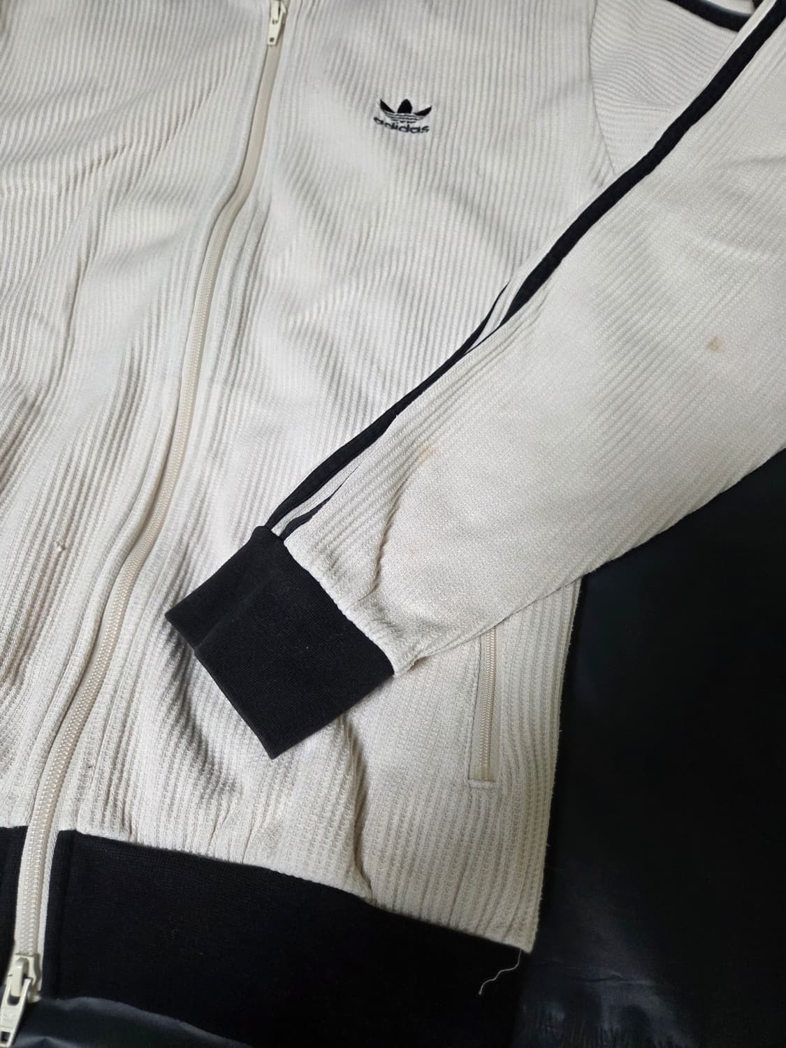 아디다스 베켄바우어 와플트랙탑 상품이미지4