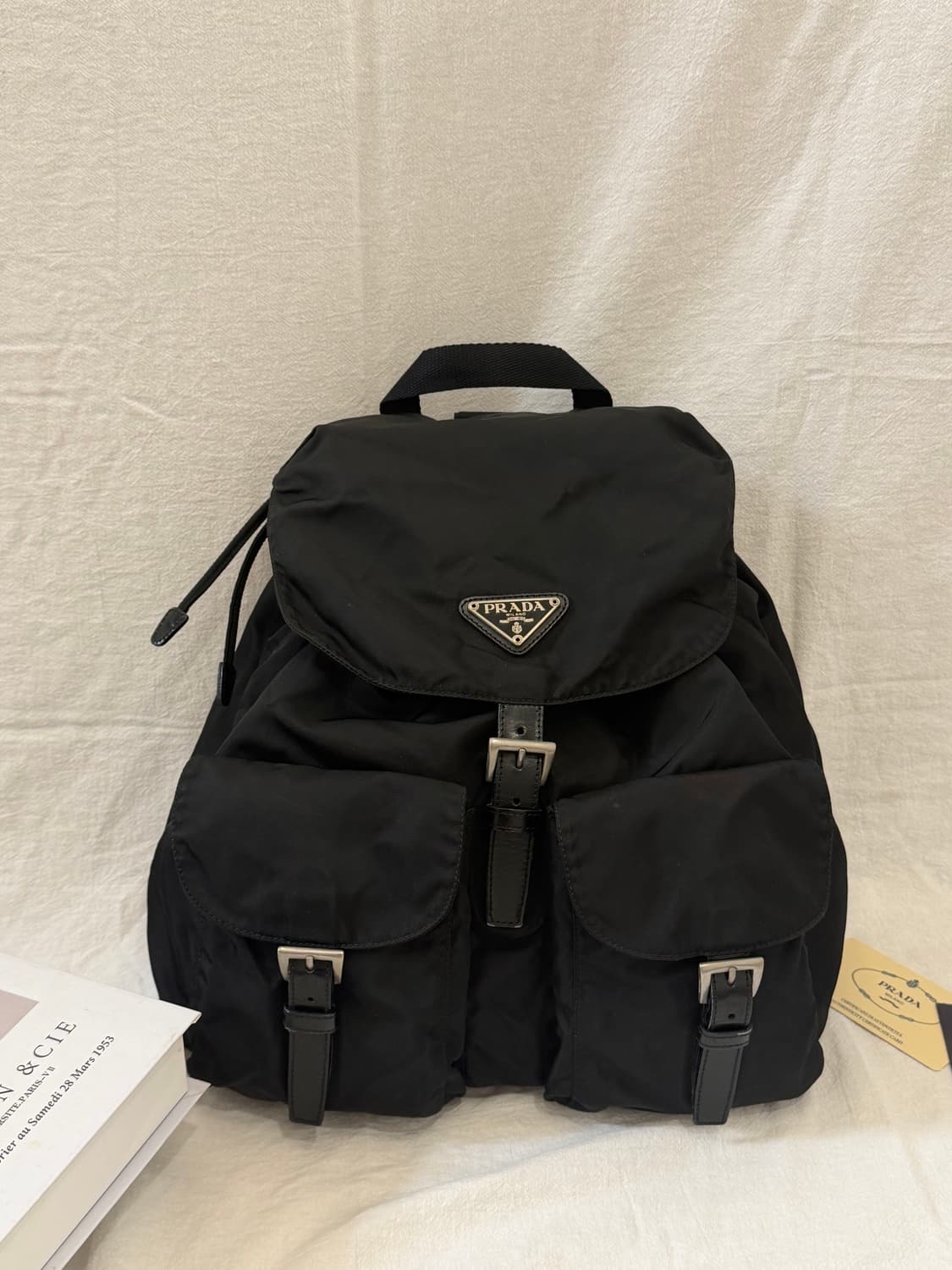 정품 프라다 포코노 나일론 백팩 블랙 미디움 상품이미지9