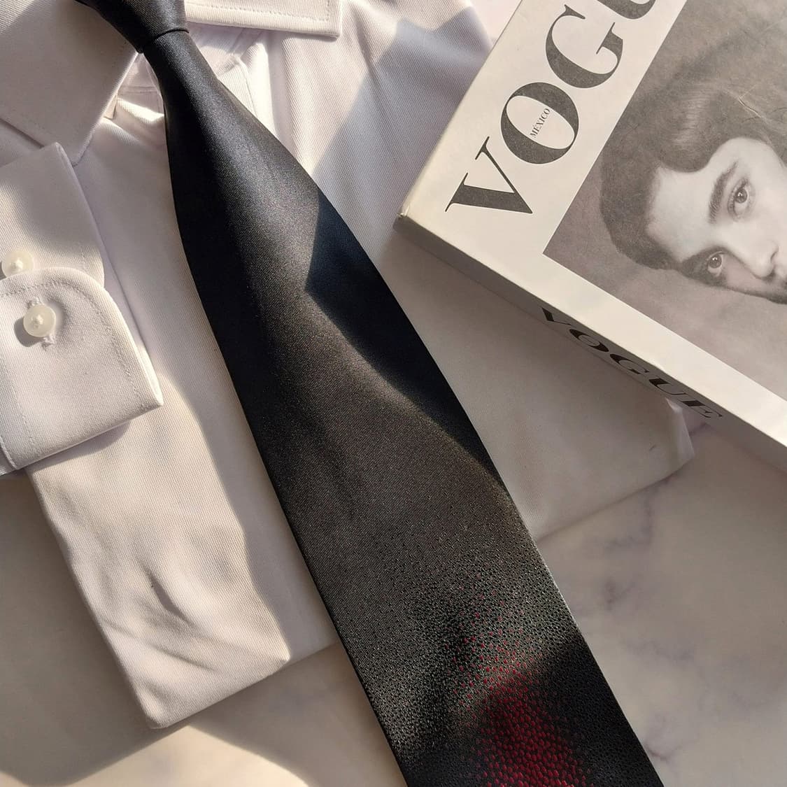 돌체앤가바나 실크 블랙&레드 포인트 넥타이 9.9cm 새상품 K1377
 상품이미지7