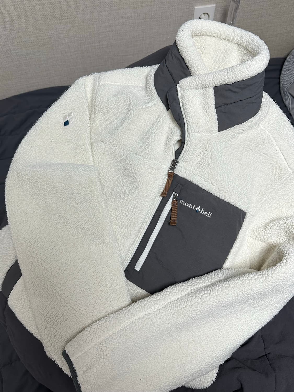 몽벨 후리스  플리스 뽀글이 화이트미디움 상품이미지1