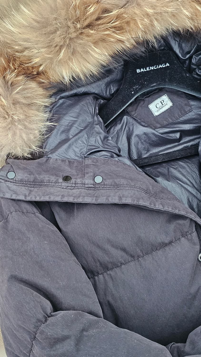 CP컴퍼니 가먼트다잉 라쿤포 패딩 48 정품 상품이미지3